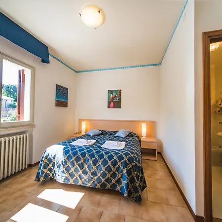 호텔 Albergo Centrale 산 제노 디 몬타냐