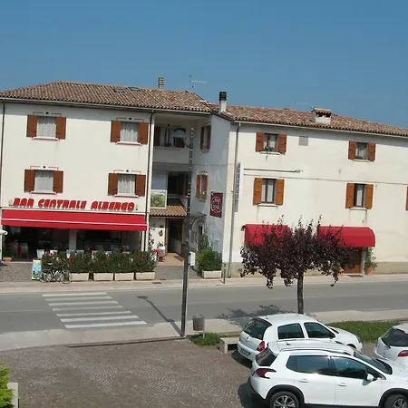 Albergo Centrale 2*