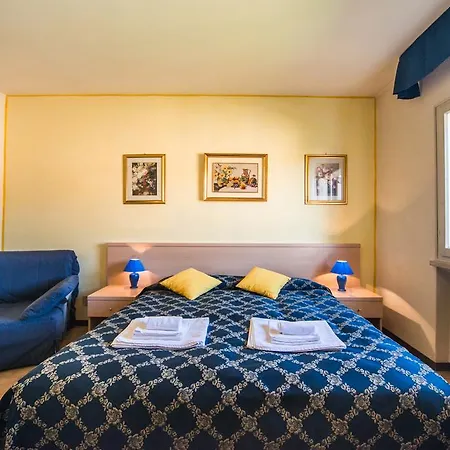 Albergo Centrale 2*