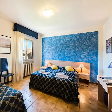 Albergo Centrale מלון 2*