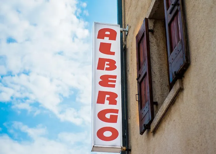 Albergo Centrale San Zeno di Montagna